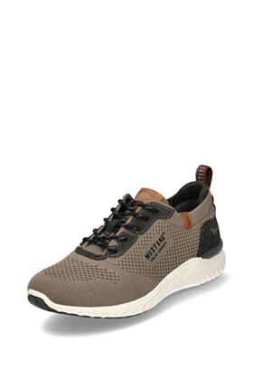 Mustang; Lerros Sporta kurpes