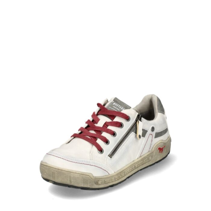 Mustang; Lerros Kurpes